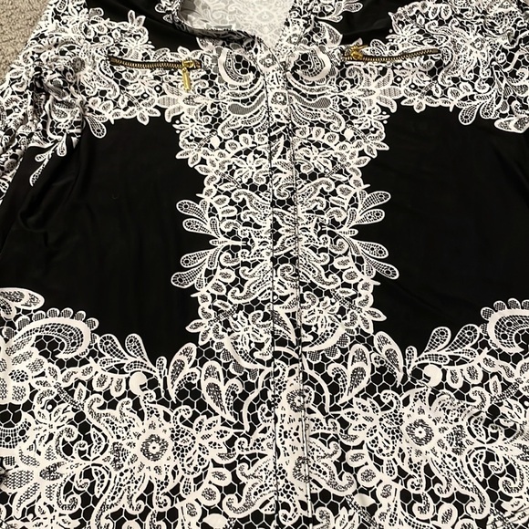 Black and white soft shirt - Picture 4 of 7